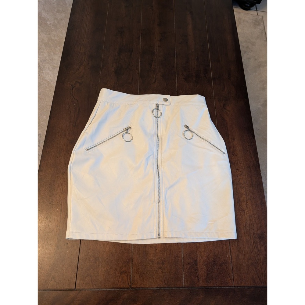 White Salty‎ Skirt NWT Medium